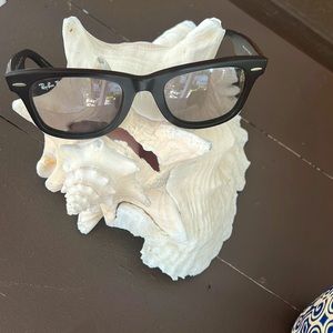 Ray Ban wayfarer black sunglasses